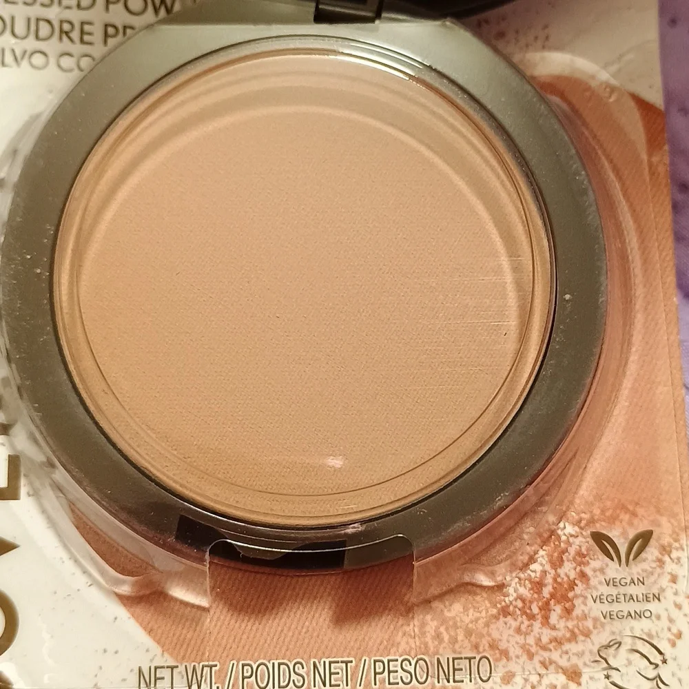 4 x CoverGirl Clean Invisible Pressed Powder, 155 Soft Honey
